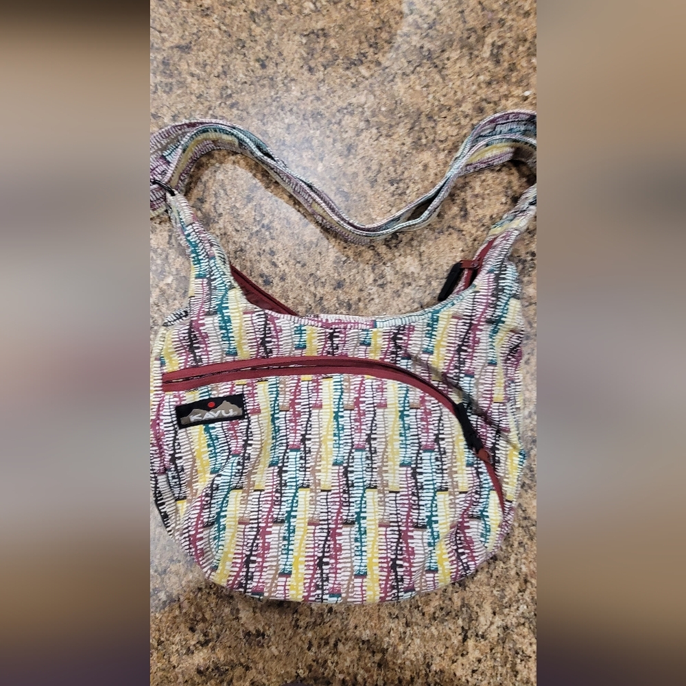 Kavu Sydney  Satchel.  Wear shoulder or crossbody